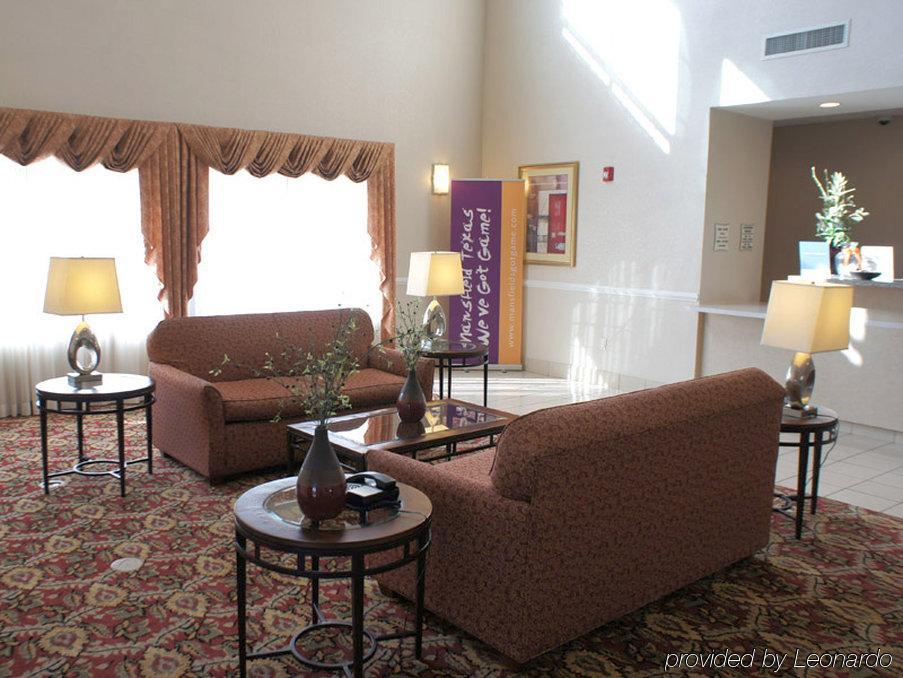 La Quinta By Wyndham Mansfield Tx Hotel Exterior photo