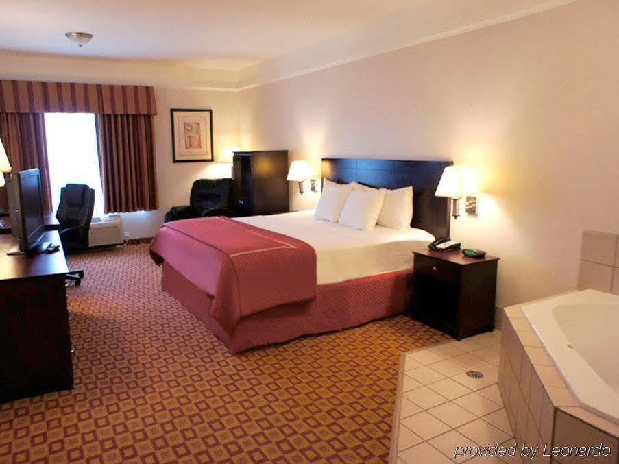 La Quinta By Wyndham Mansfield Tx Hotel Exterior photo